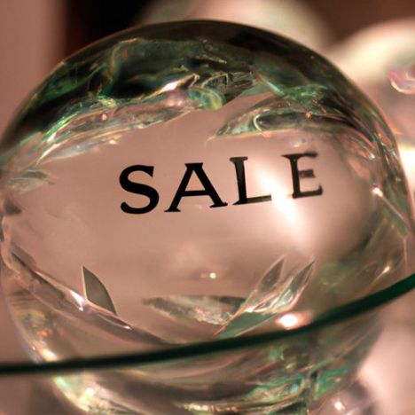 In vendita sfera di vetro con petali di vetro trasparente